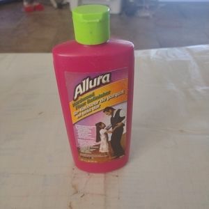 Allura Brand Hardwood Floor Refinisher. 8 oz.